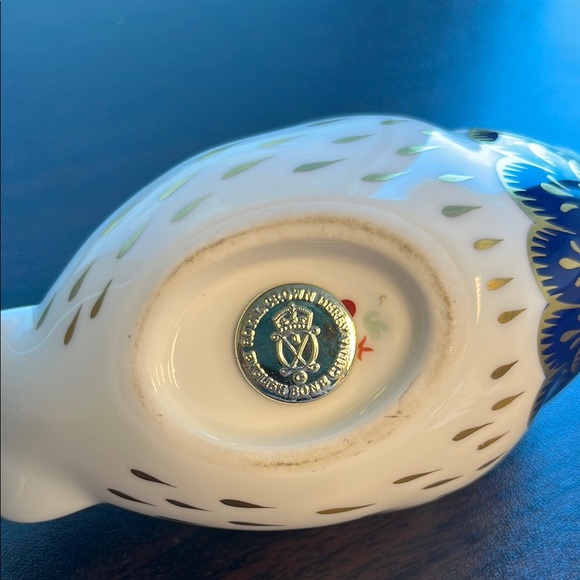 Royal Crown Derby Owl with Gold Stopper, First Quality - Picture 5 of 6